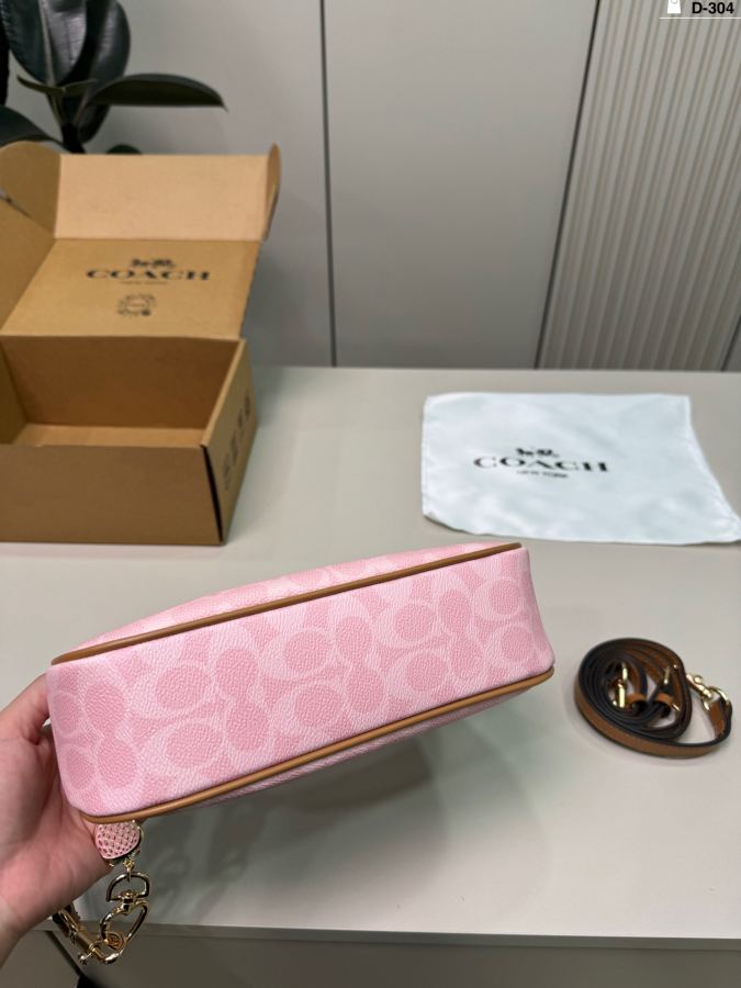 1:1 Replica COACH bag — 1:1 Replica — photo 3