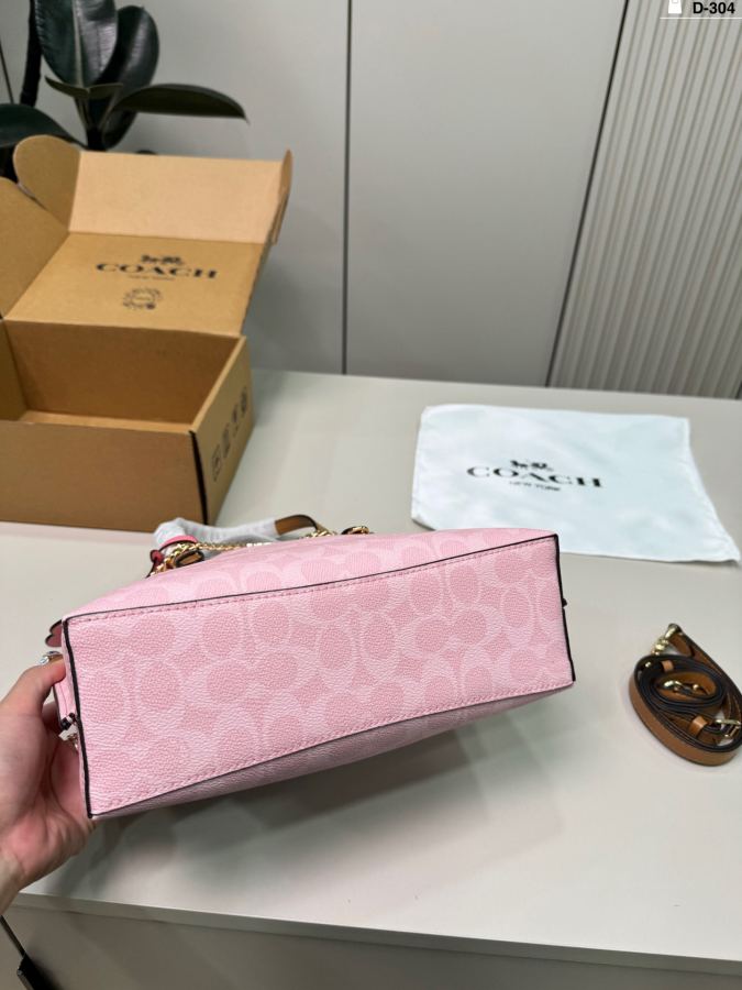1:1 Replica COACH bag — Premium Replica — photo 4