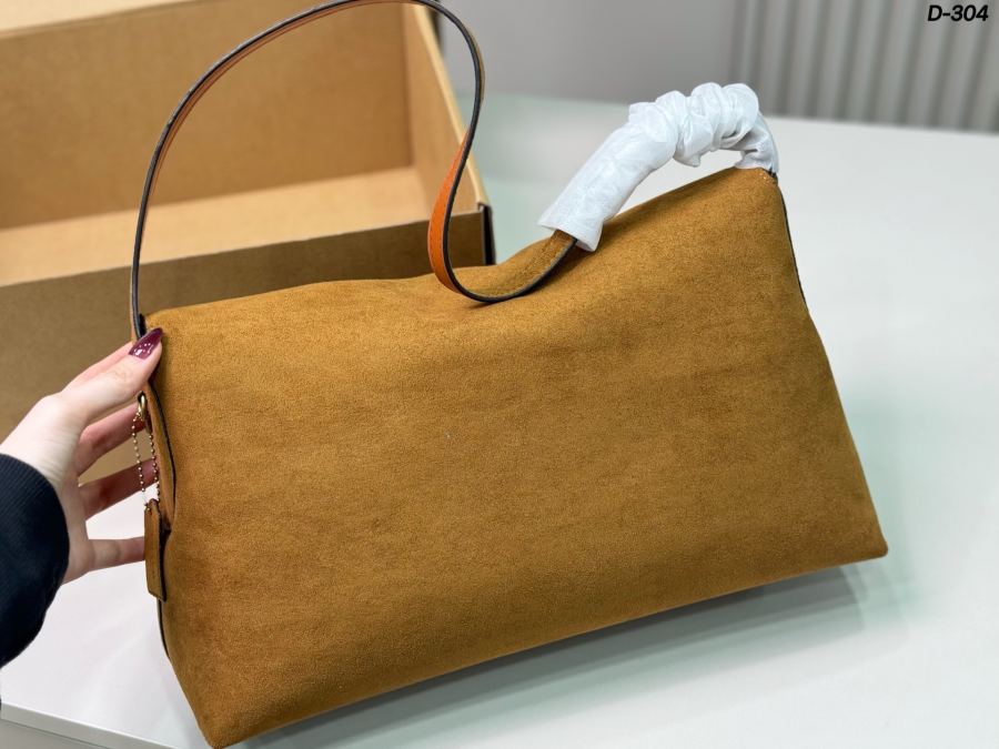 1:1 Replica COACH bag Big — AAA Quality Replica — photo 4
