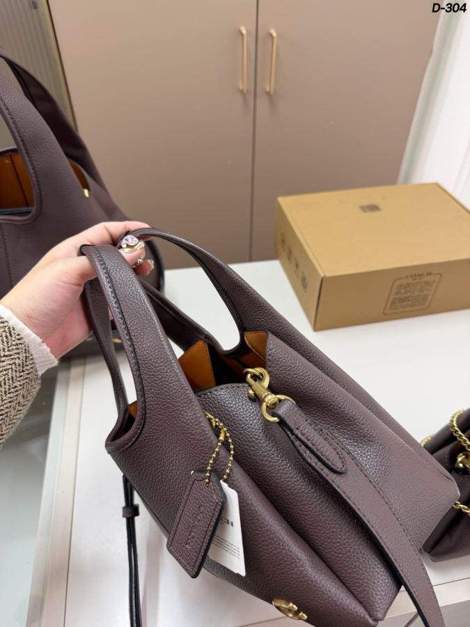 1:1 Replica COACH bag Medium — 1:1 Replica — photo 3