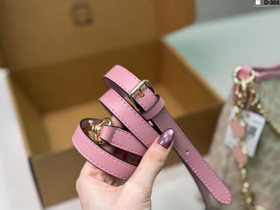 1:1 Replica COACH bag — AAA Quality Replica — photo 5
