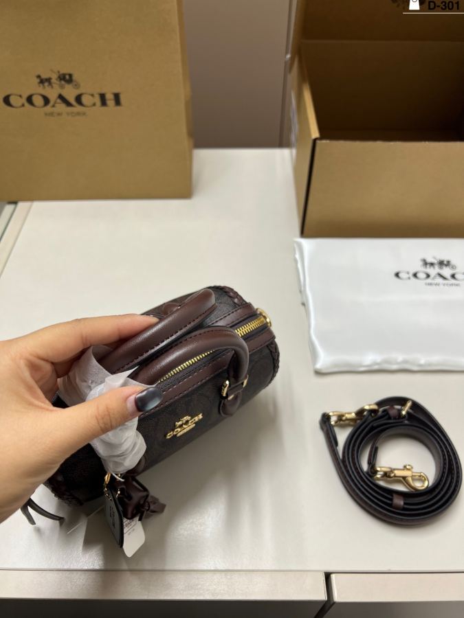 1:1 Replica COACH bag — 1:1 Replica — photo 2
