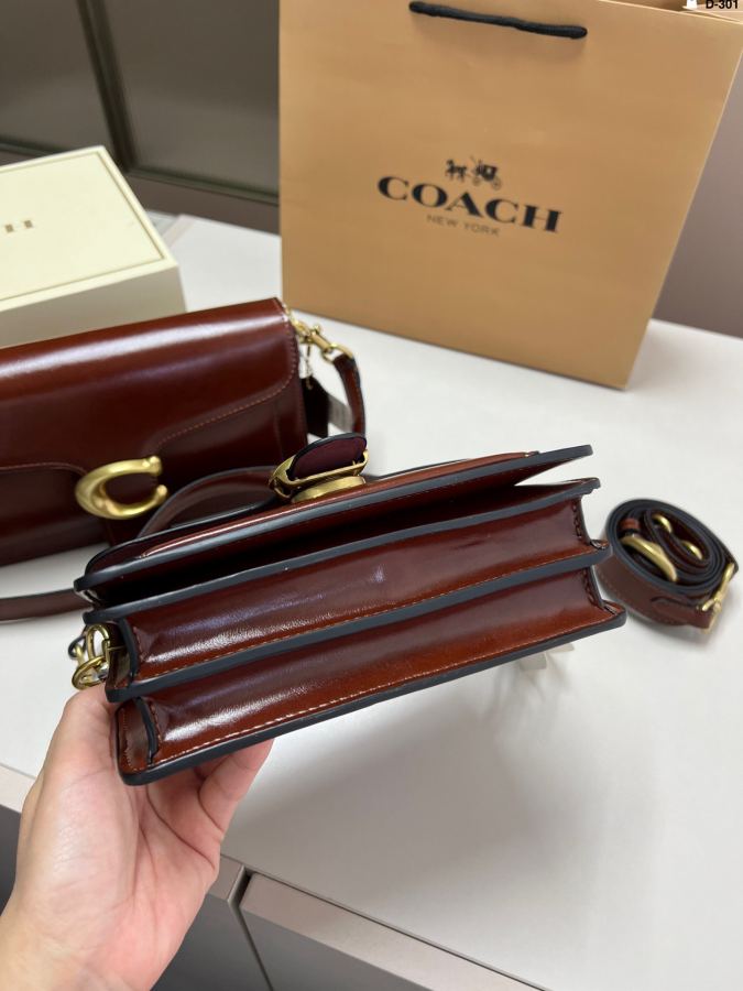 1:1 Replica COACH bag Small (with flower pendant) — Premium Replica — photo 3