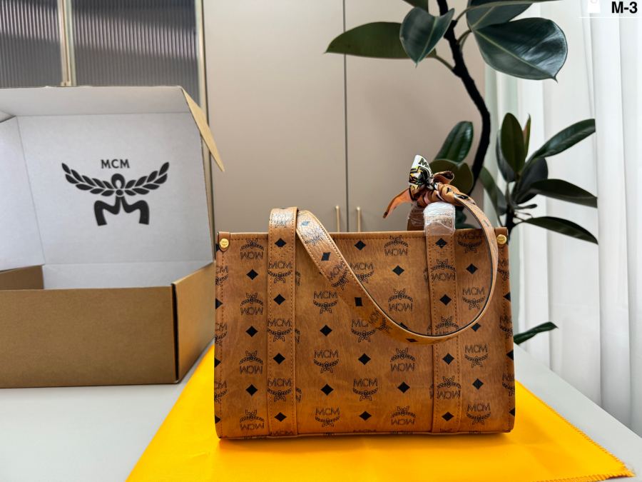 1:1 Replica MCM bag — photo 4