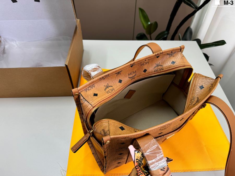 1:1 Replica MCM bag — photo 9