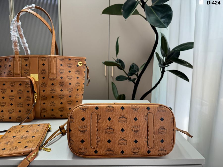 1:1 Replica MCM bag small — Premium Replica — photo 3