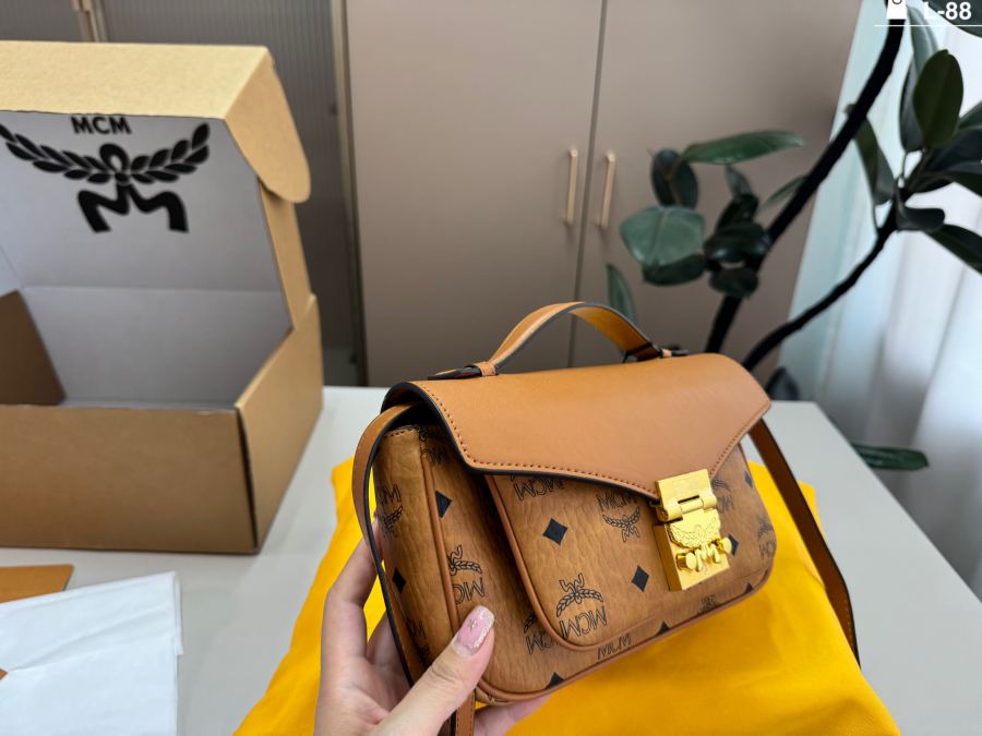 1:1 Replica MCM bag — photo 2