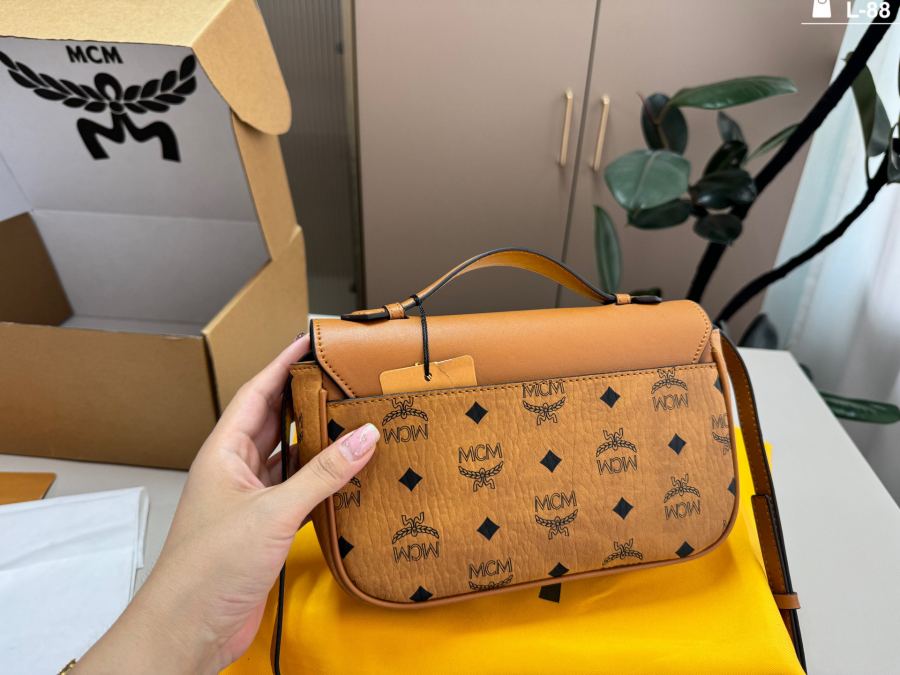 1:1 Replica MCM bag — photo 4