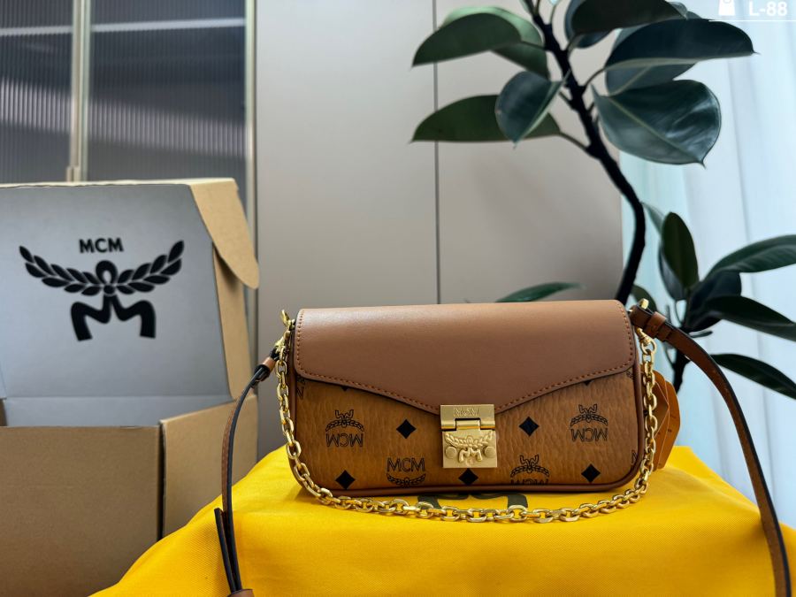 1:1 Replica MCM bag — photo 7