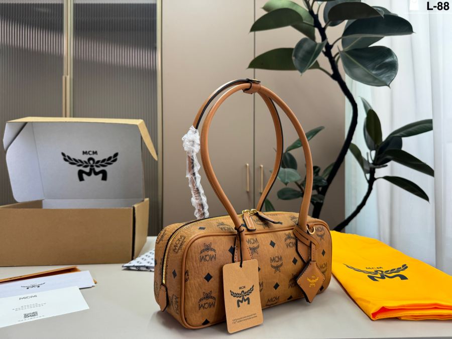 1:1 Replica MCM bag — photo 2