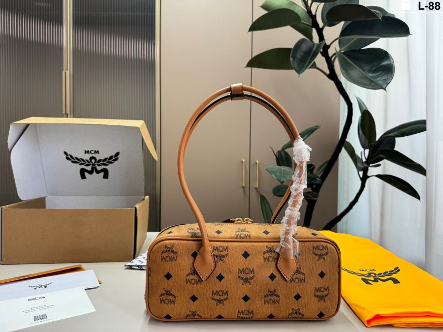 1:1 Replica MCM bag — photo 4