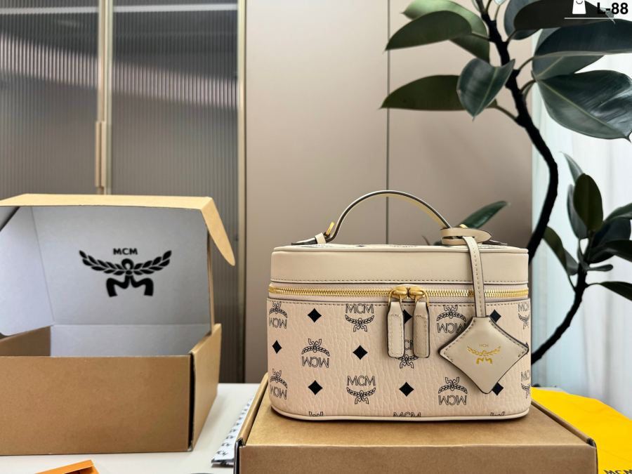 1:1 Replica MCM bag Mcm cosmetic bag — AAA Quality Replica — photo 2