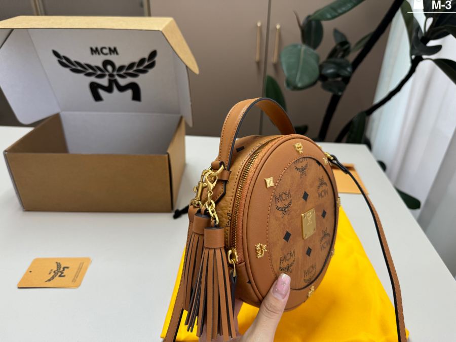 1:1 Replica MCM bag — photo 3