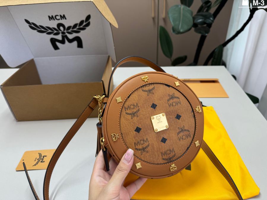 1:1 Replica MCM bag — photo 2