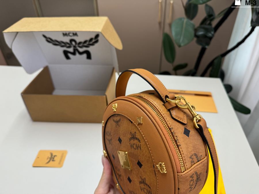 1:1 Replica MCM bag — photo 7