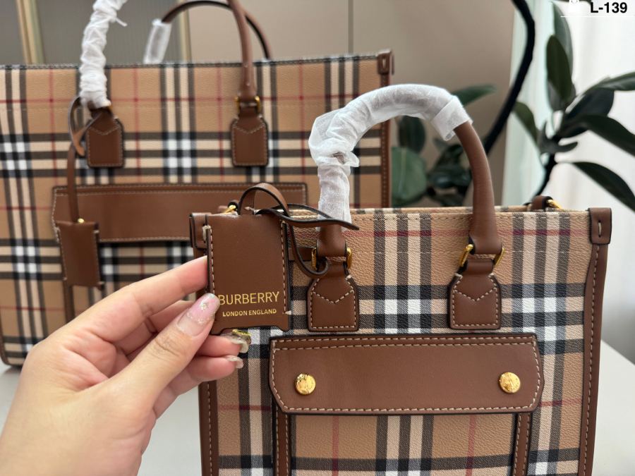 1:1 Replica Burberry bag small — 1:1 Replica — photo 8