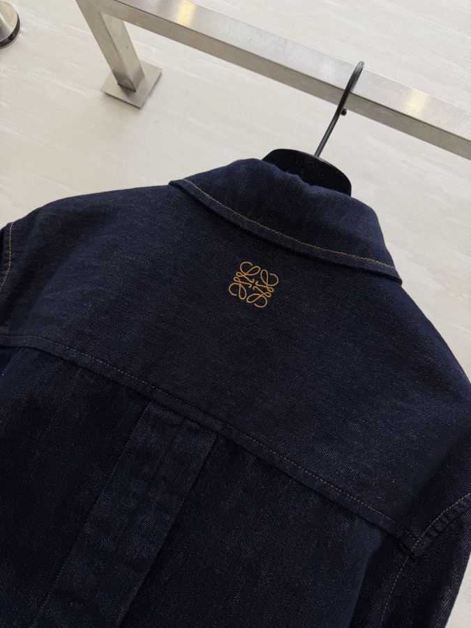 1:1 Replica LOEWE Women ²⁶ — Premium Replica — photo 8