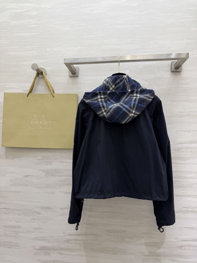 1:1 Replica Burberry Women 𝐁𝐮𝐫𝐛𝐞𝐫𝐫𝐲 𝐄𝐪𝐮𝐞𝐬𝐭𝐫𝐢𝐚𝐧 𝐉𝐚? — Premium Replica — photo 6