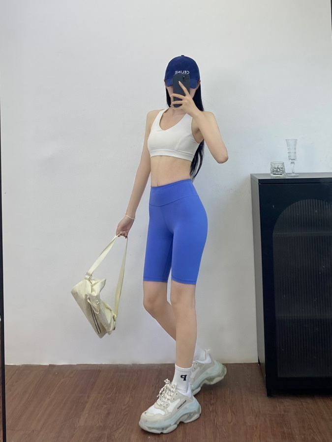 1:1 Replica Lulu Shorts lululemon Wunder Train 8" — AAA Quality Replica — photo 3