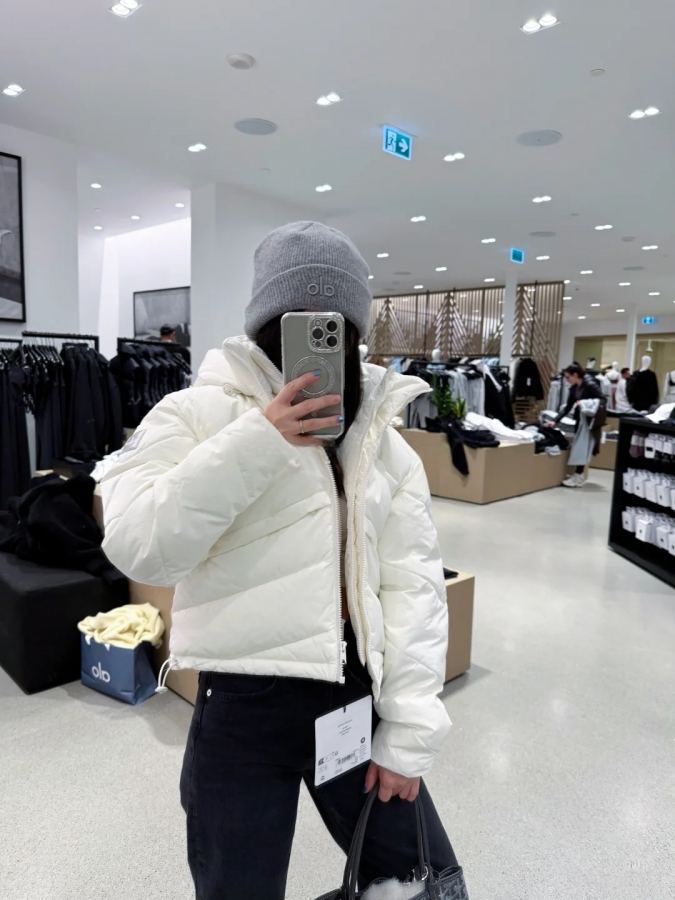 1:1 Replica Alo Jacket White — Premium Replica — photo 8