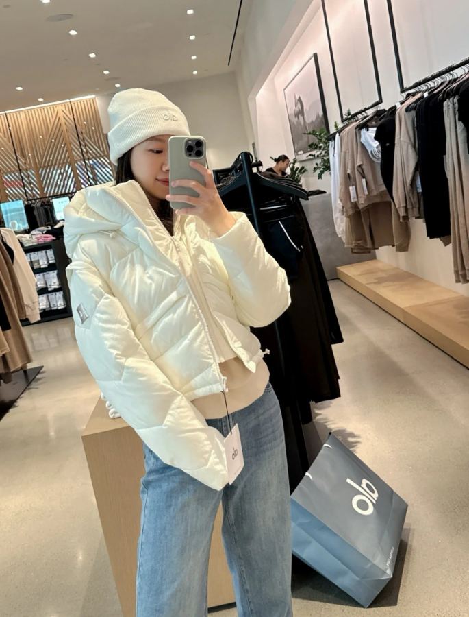 1:1 Replica Alo Jacket White — Premium Replica — photo 9