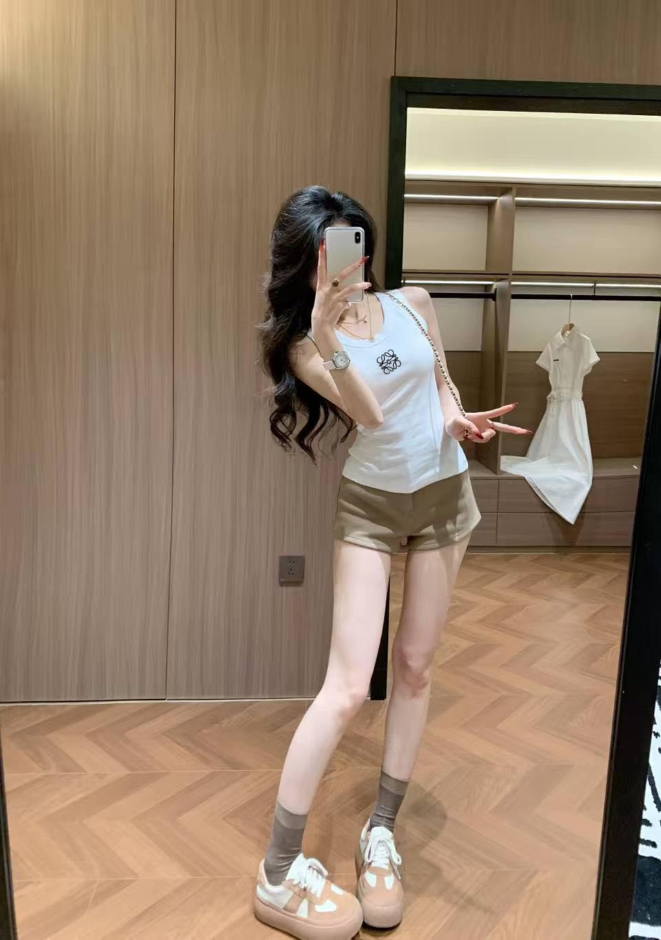 1:1 Replica LOEWE Women — Premium Replica — photo 3