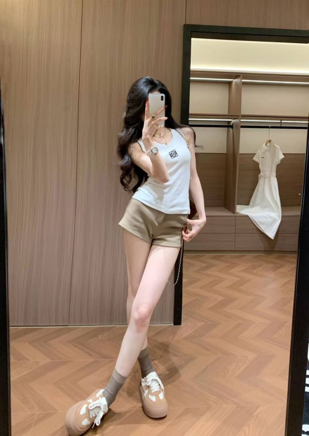 1:1 Replica LOEWE Women — Premium Replica — photo 4