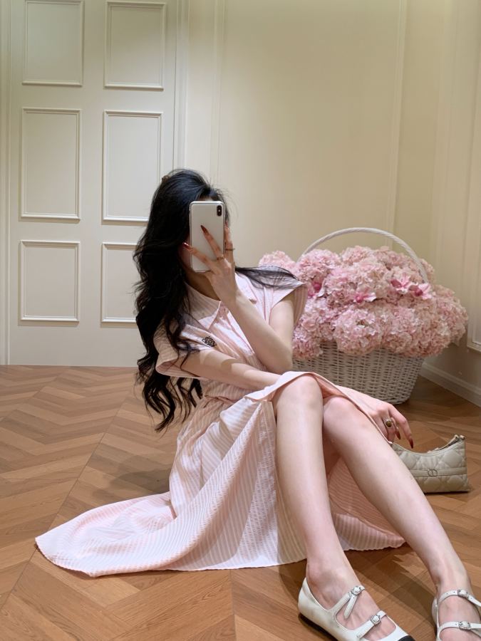 1:1 Replica LOEWE Women — AAA Quality Replica — photo 7