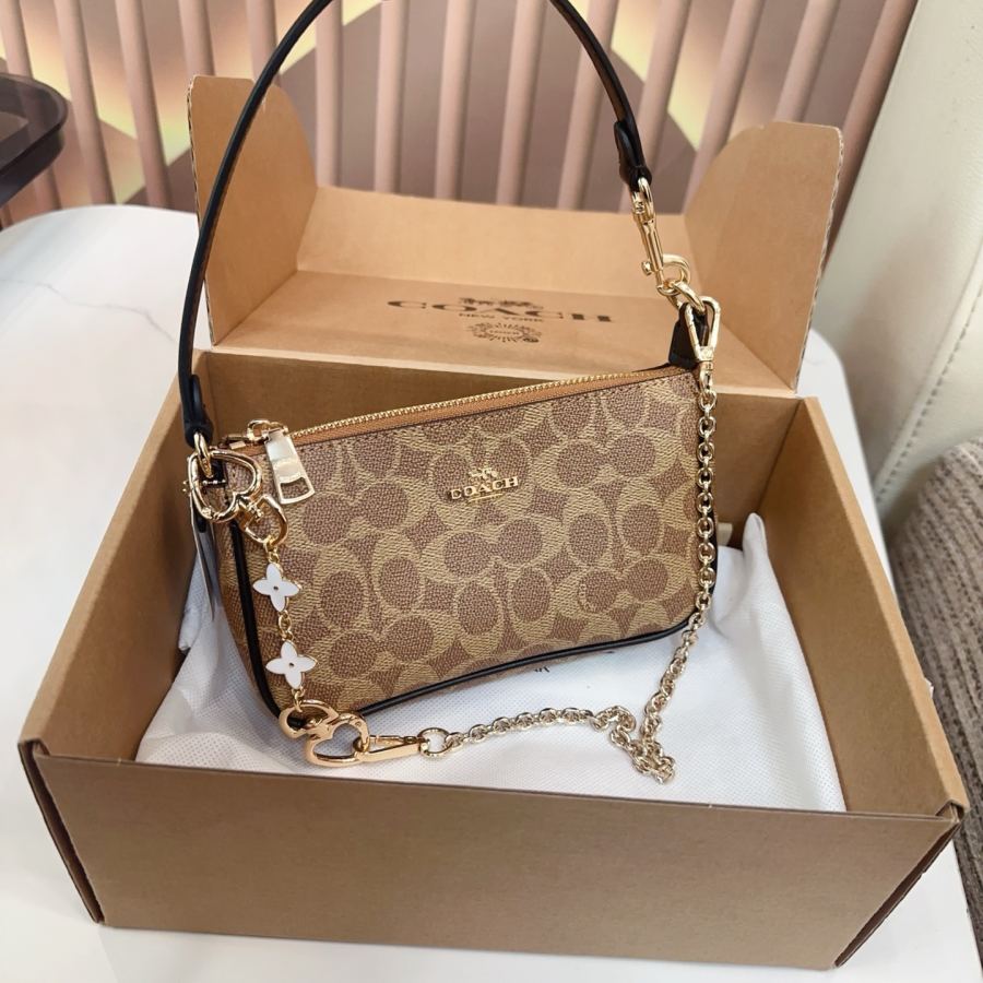 1:1 Replica COACH bag Comes with gift box — 1:1 Replica — photo 5