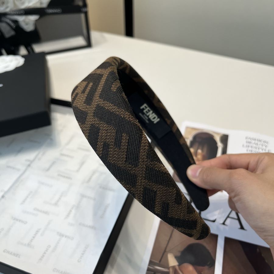 1:1 Replica fendi glasses With packaging box — AAA Quality Replica — photo 4