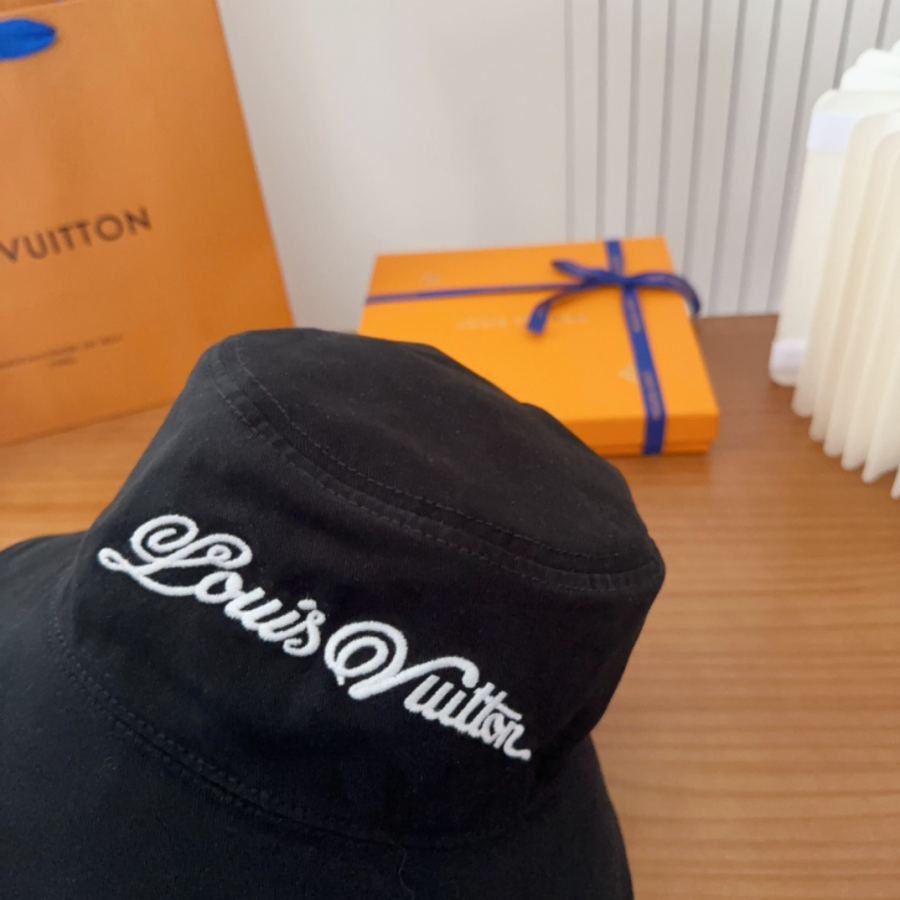 1:1 Replica Louis Vuitton hat LV Louis Vuitton — 1:1 Replica — photo 4