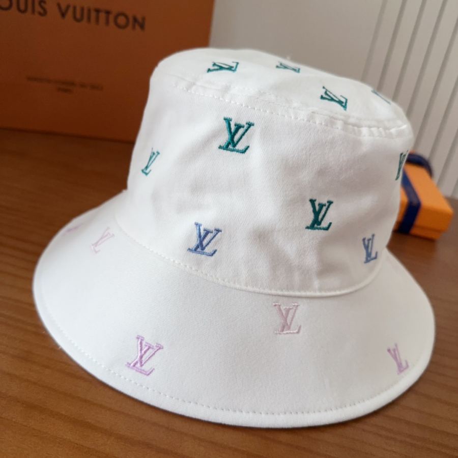 1:1 Replica Louis Vuitton hat LV Louis Vuitton — AAA Quality Replica — photo 2