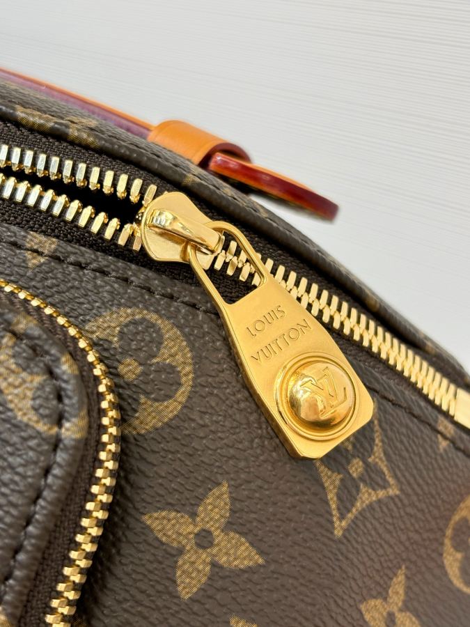 1:1 Replica purse — photo 7