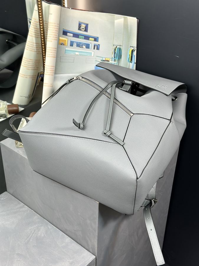 1:1 Replica LOEWE bag LOEWE Puzzle Backpack — Premium Replica — photo 6