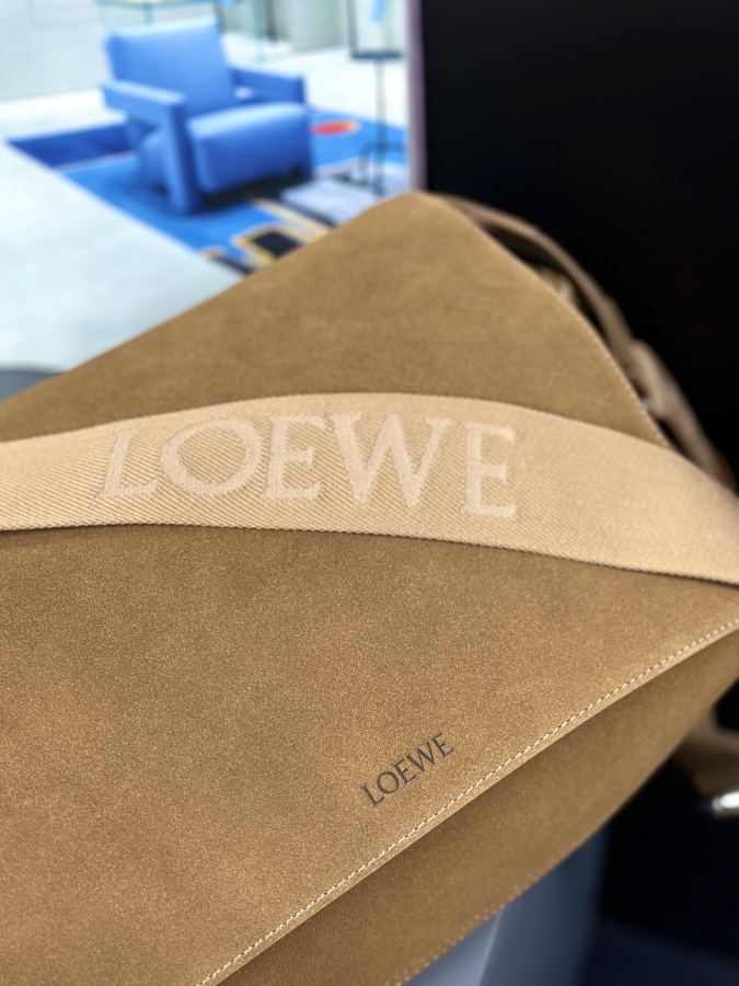 1:1 Replica LOEWE bag Crossbody Bag — AAA Quality Replica — photo 4