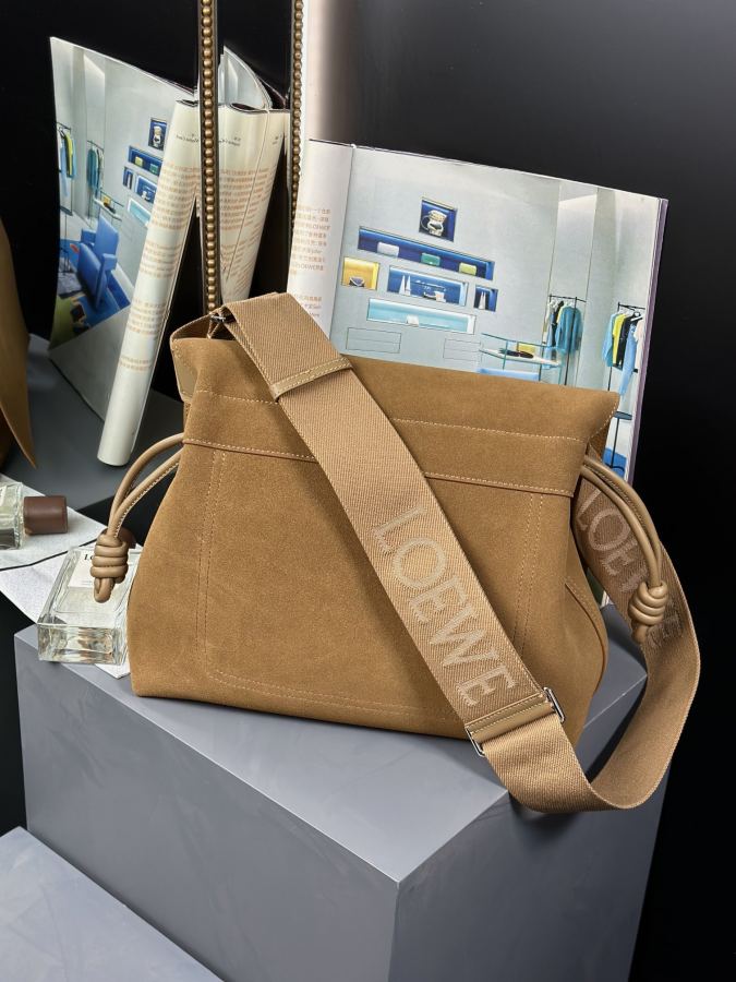 1:1 Replica LOEWE bag Crossbody Bag — AAA Quality Replica — photo 2