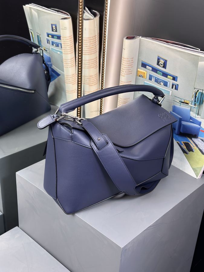 1:1 Replica LOEWE bag LOEWE 𝘗𝘶𝘻𝘻𝘭𝘦 𝘌𝘥𝘨𝘦 — AAA Quality Replica — photo 2