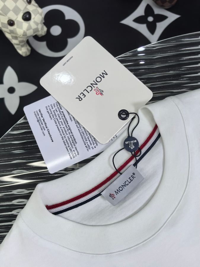1:1 Replica moncler men New T logo. — AAA Quality Replica — photo 3