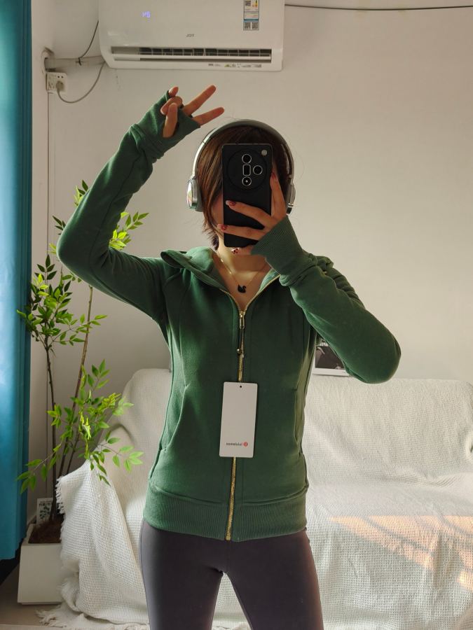 1:1 Replica Lulu Jacket forest green — AAA Quality Replica — photo 5