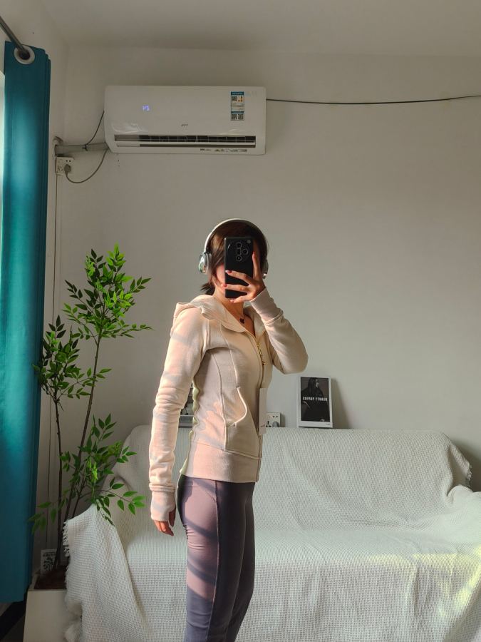 1:1 Replica Lulu Jacket bone white gold label — Premium Replica — photo 4