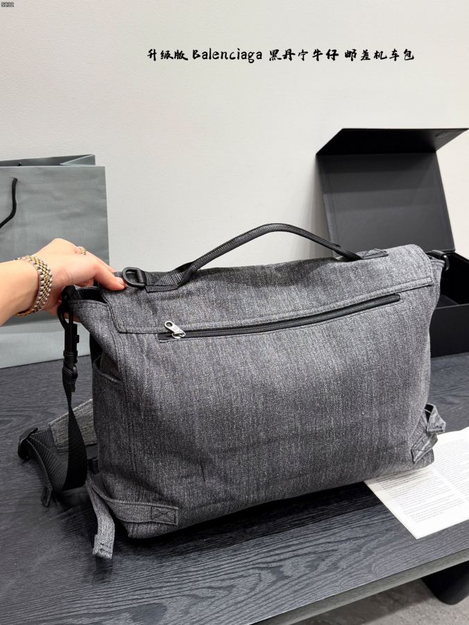 1:1 Replica Balenciaga bag Upgraded version — AAA Quality Replica — photo 4