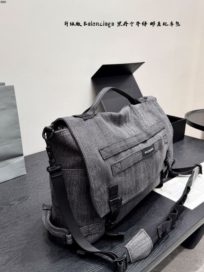 1:1 Replica Balenciaga bag Upgraded version — AAA Quality Replica — photo 3