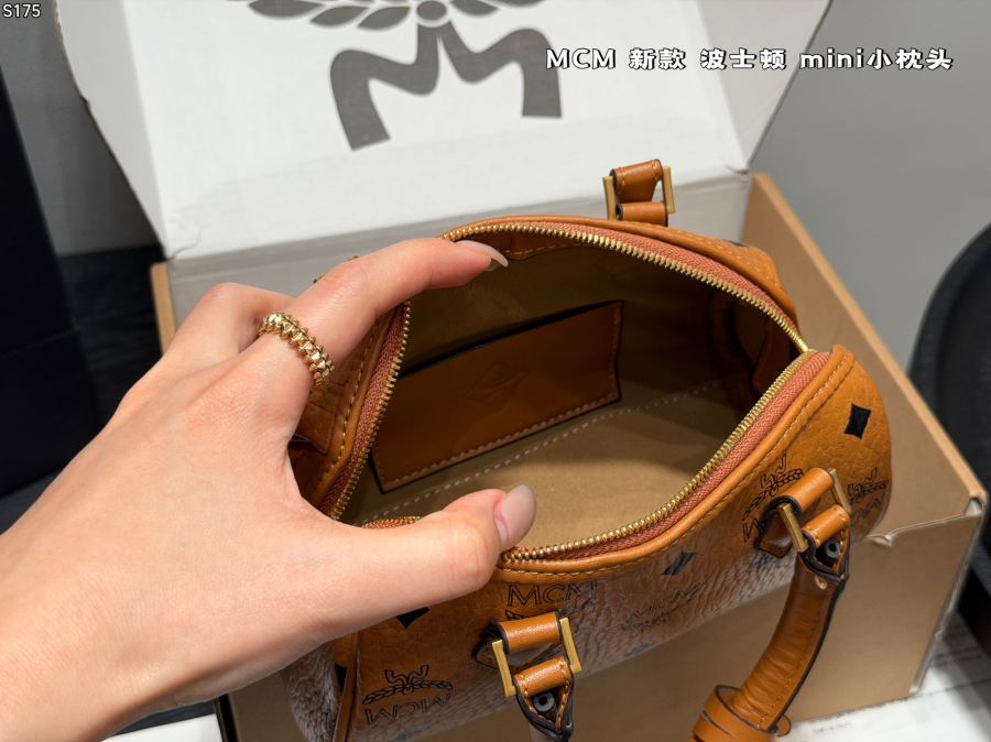 1:1 Replica MCM bag Upgraded version — Premium Replica — photo 8