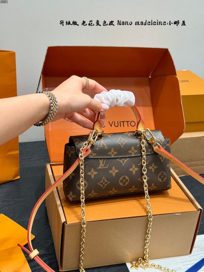 1:1 Replica MCM bag Upgraded version steel hardware — Premium Replica — photo 5