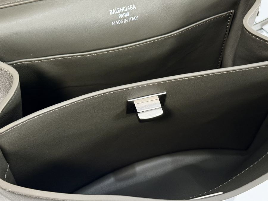 1:1 Replica Balenciaga bag 𝐁𝐀𝐋𝐄𝐍𝐂𝐈𝐀𝐆𝐀 𝐑𝐎𝐃𝐄𝐎 𝐁𝐀𝐆 series — AAA Quality Replica — photo 7