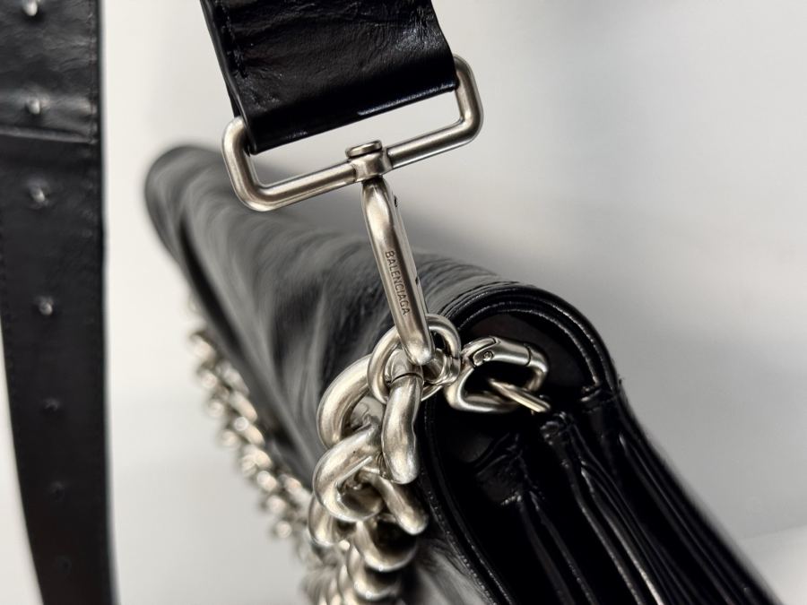 1:1 Replica Balenciaga bag 𝐁𝐚𝐥𝐞𝐧𝐜𝐢𝐚𝐠𝐚 BB Soft — Premium Replica — photo 7