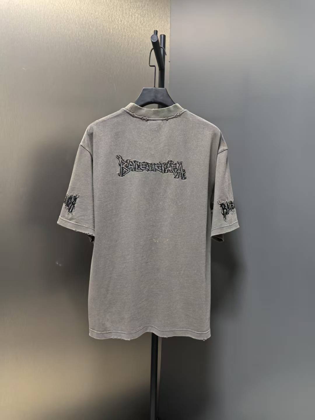 1:1 Replica BALENCIAGA men High version — AAA Quality Replica — photo 2