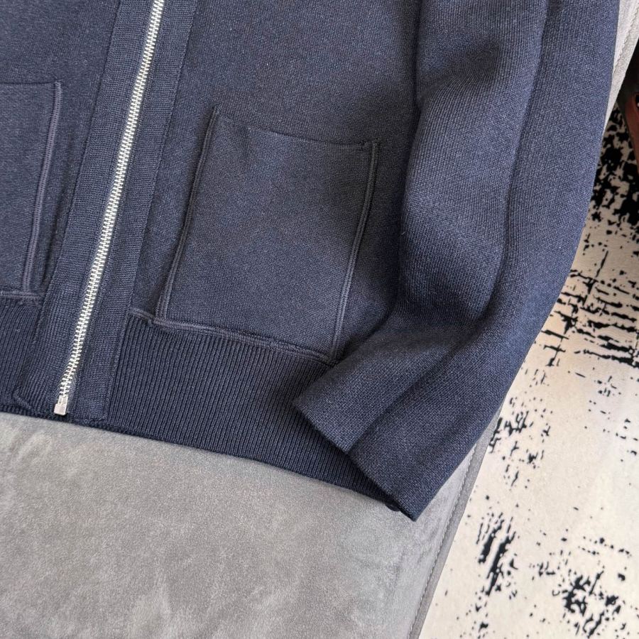 1:1 Replica Loewe men Top version — Premium Replica — photo 9