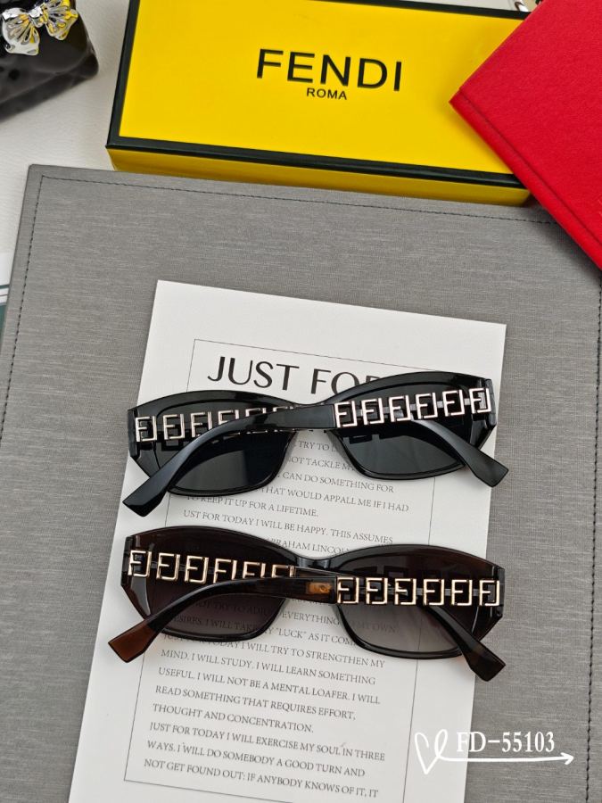 1:1 Replica fendi glasses. — 1:1 Replica — photo 3