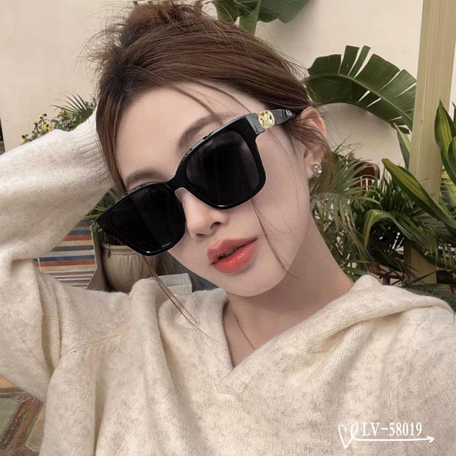 1:1 Replica LV glasses. — AAA Quality Replica